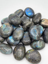 Load image into Gallery viewer, Labradorite (Tumbled)
