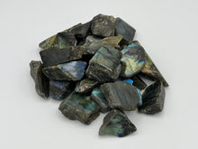 Load image into Gallery viewer, Labradorite (Raw)
